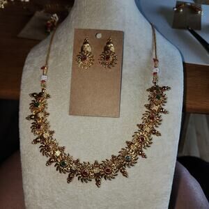 BOLLYWOOD INDIAN ORNATE NECKLACE AND EARRINGS COMBO SET